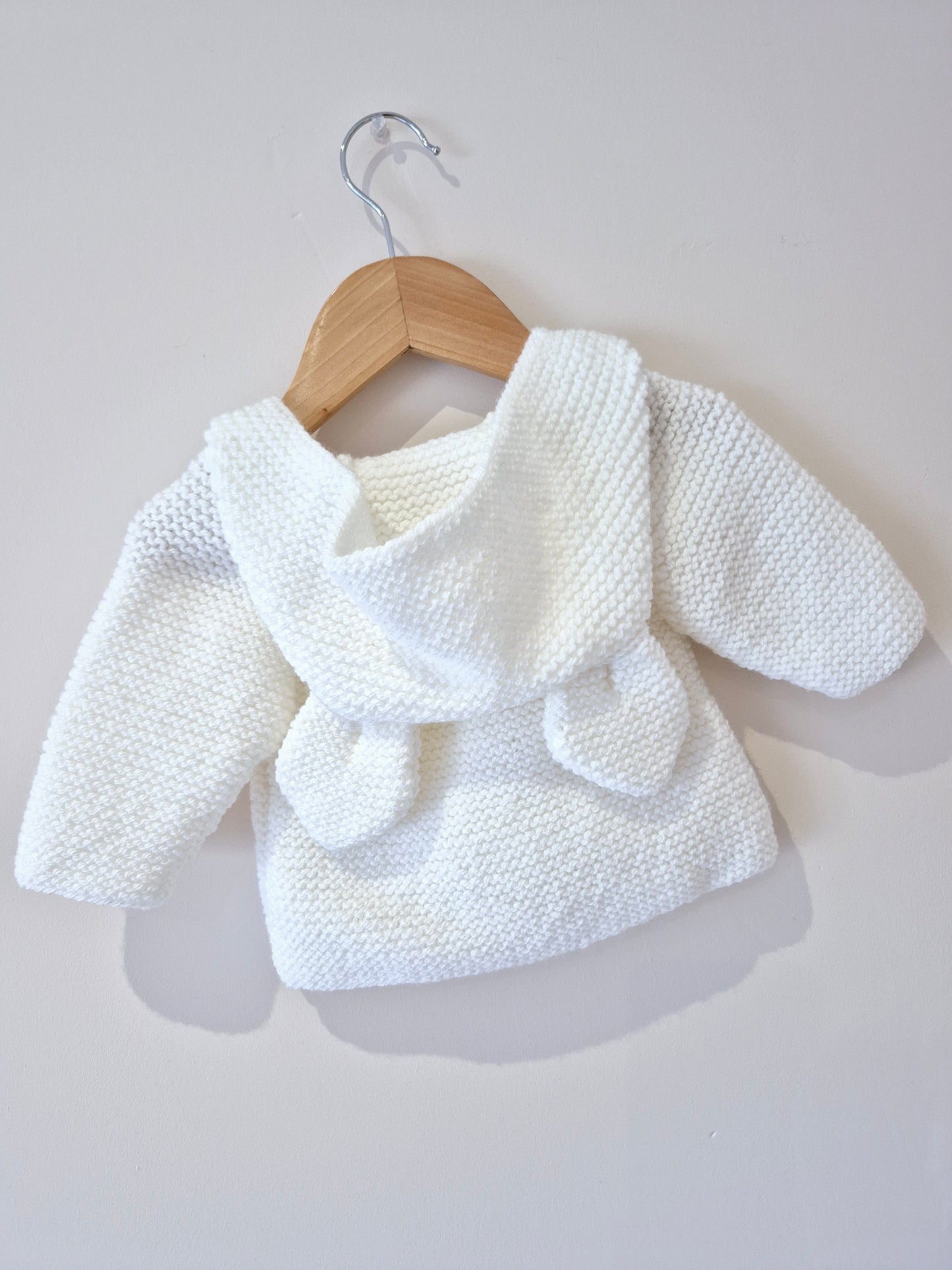 Gilet bébé en laine blanc