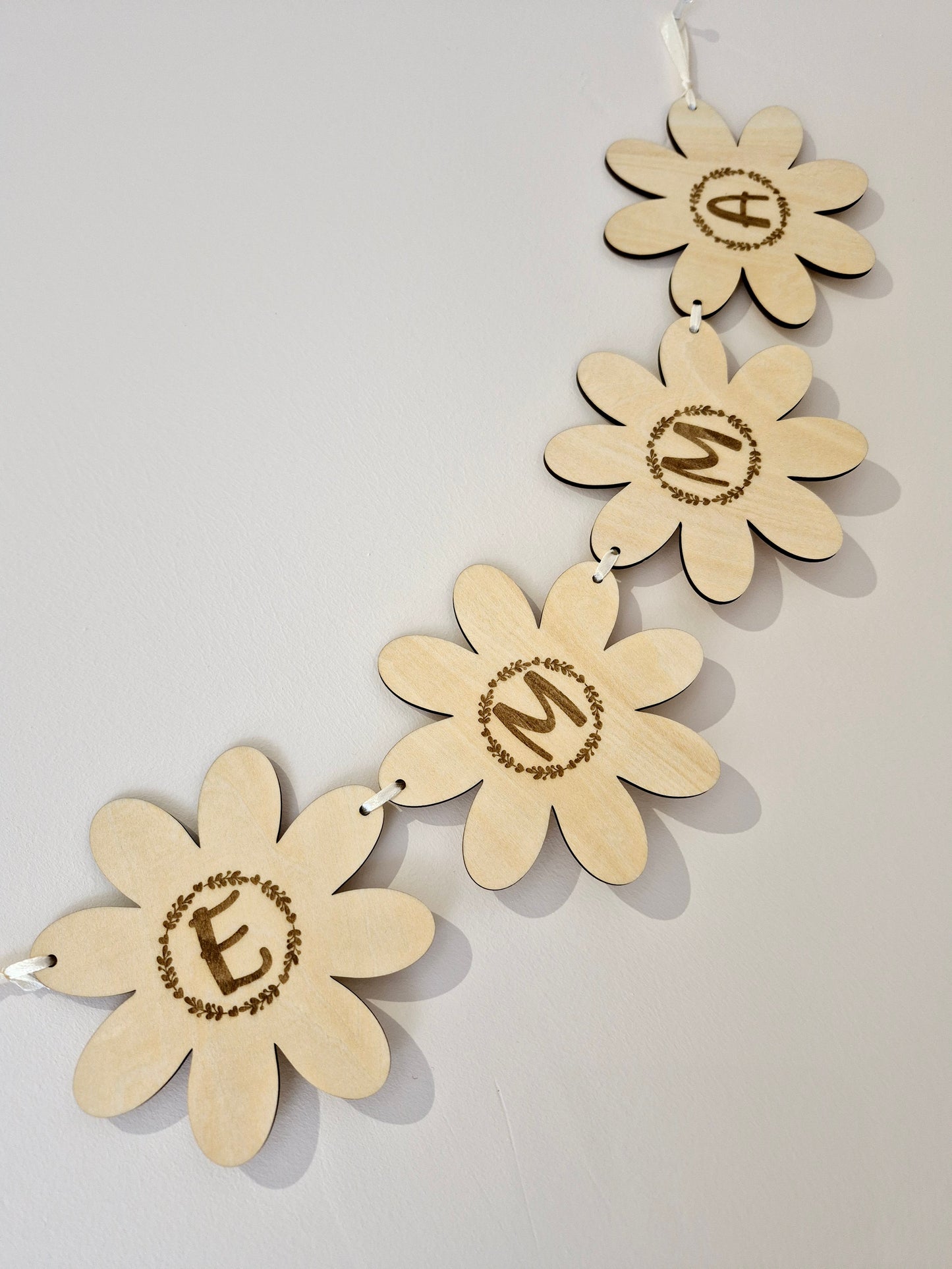 Décoration - guirlande de marguerites