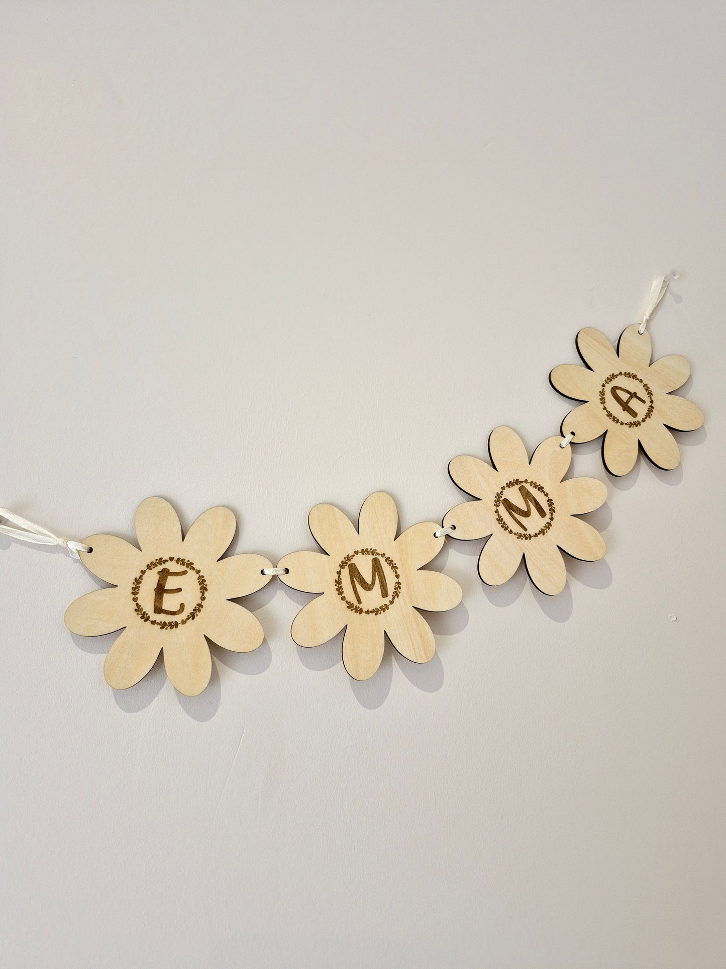 Décoration - guirlande de marguerites