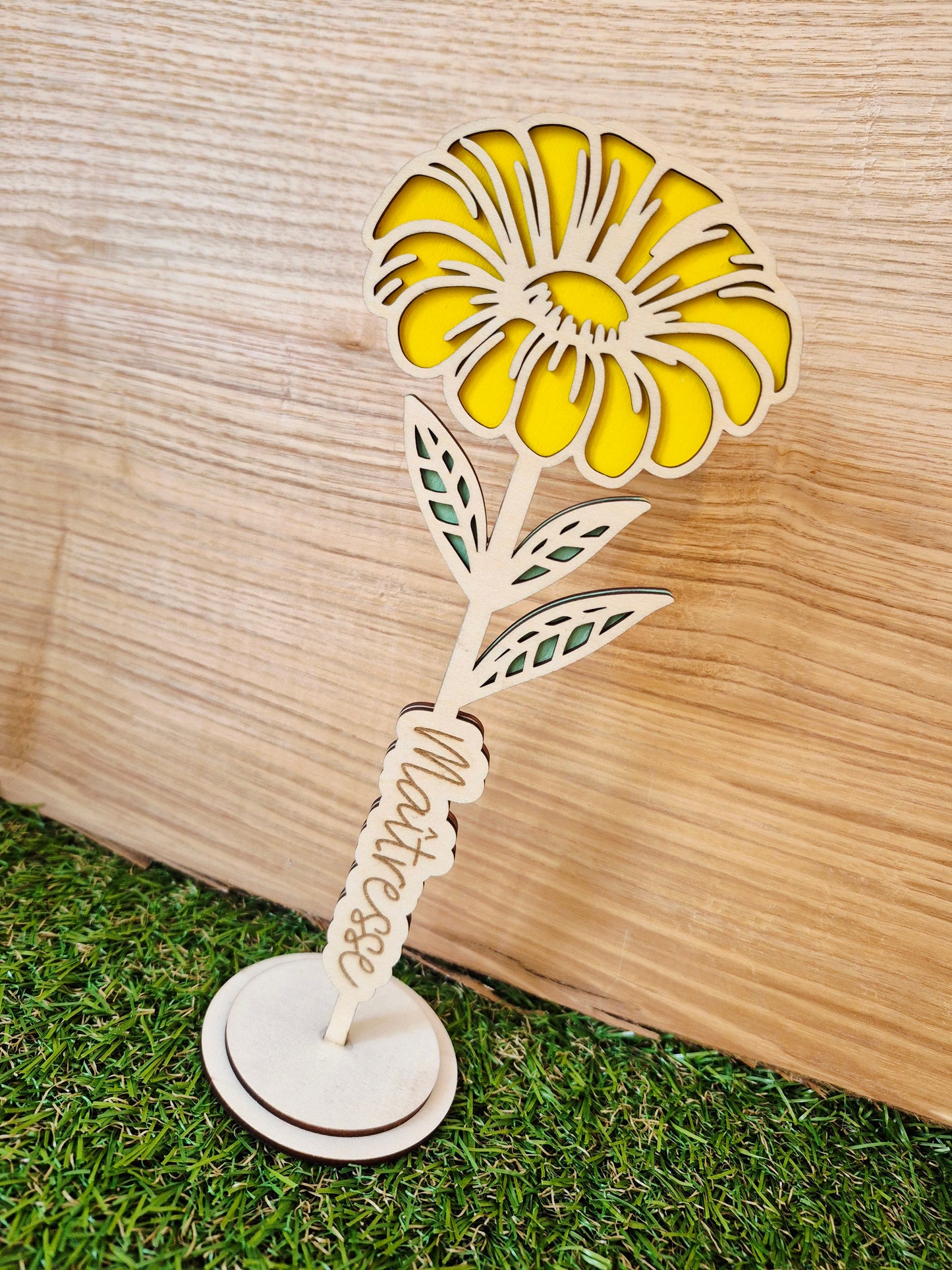 Maîtresse - fleur en bois coloré à poser