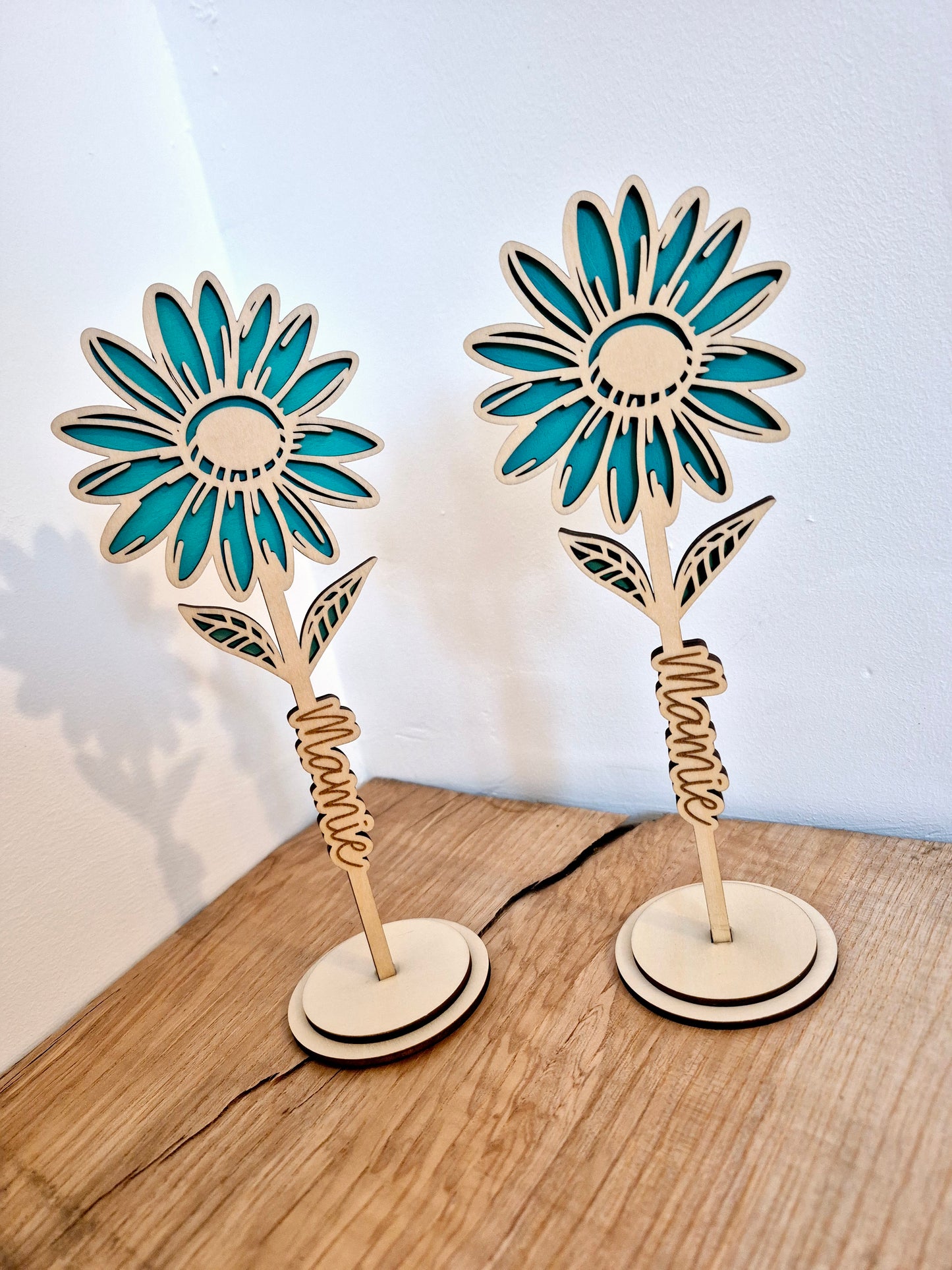 Mamie - fleurs en bois coloré à poser