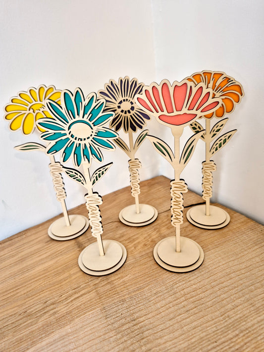 Maman - fleurs en bois coloré à poser