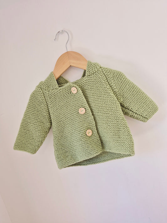 Gilet bébé en laine vert olive